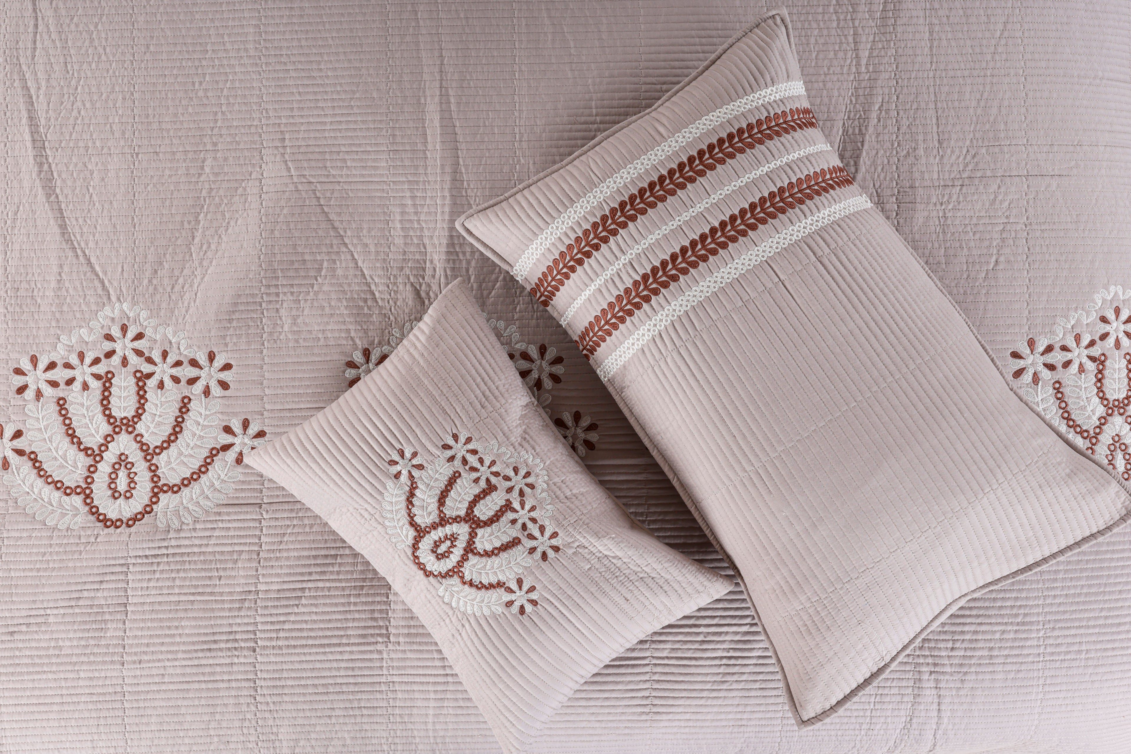 PARADISE HOME DECOR - Heritage Embroidered Quilted Bedspread Set with Coordinated Pillow Covers & Cushions