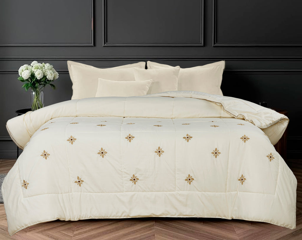 PARADISE HOME DECOR - Quilted premium embroidery leaf dotted comforter