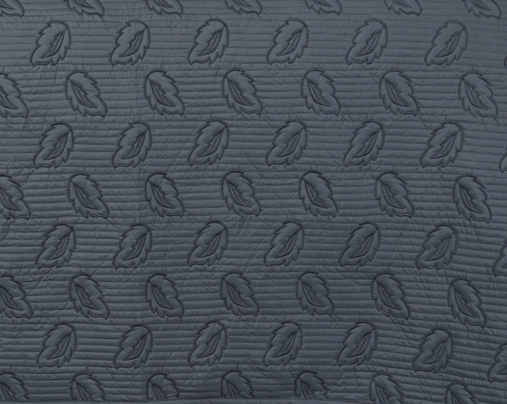 PARADISE HOME DECOR - Leaf Motif Quilted Bedspread Set with Coordinated Cushions & Pillow Covers