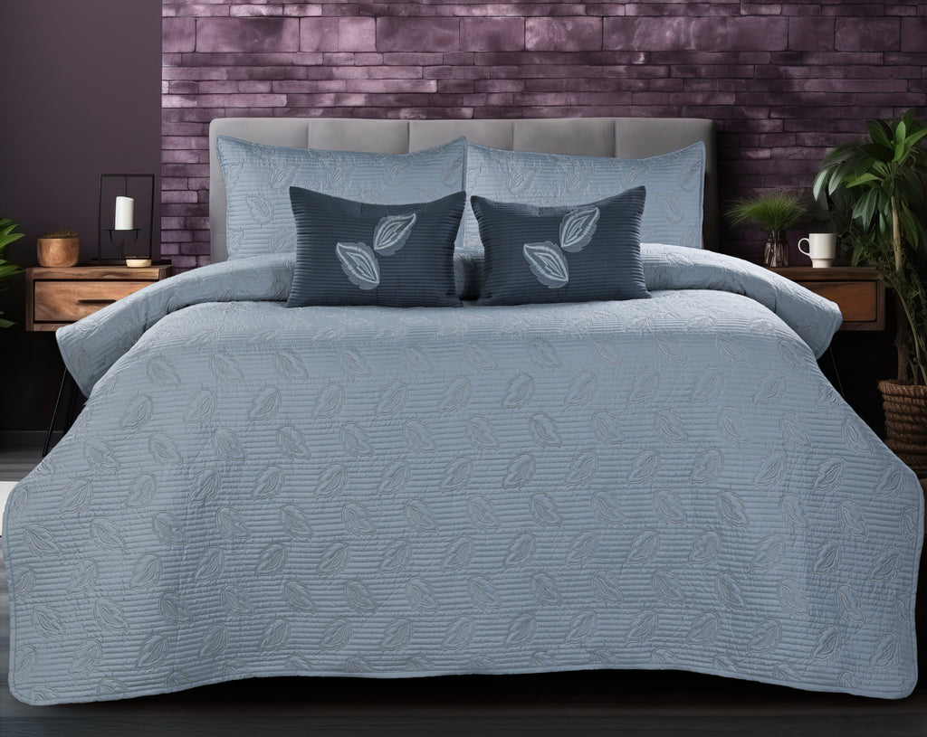 PARADISE HOME DECOR - Leaf Motif Quilted Bedspread Set with Coordinated Cushions & Pillow Covers