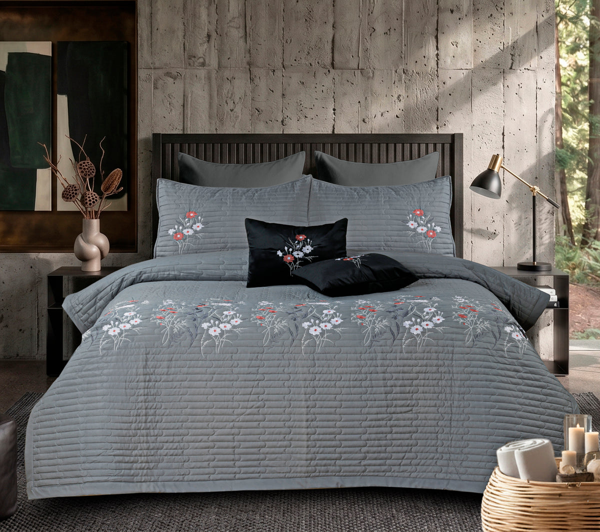 GARDEN – Premium Designer Floral Quilted 5 Pc. Bedding Set | PARADISE HOME DECOR